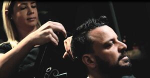 férfi frizuráról